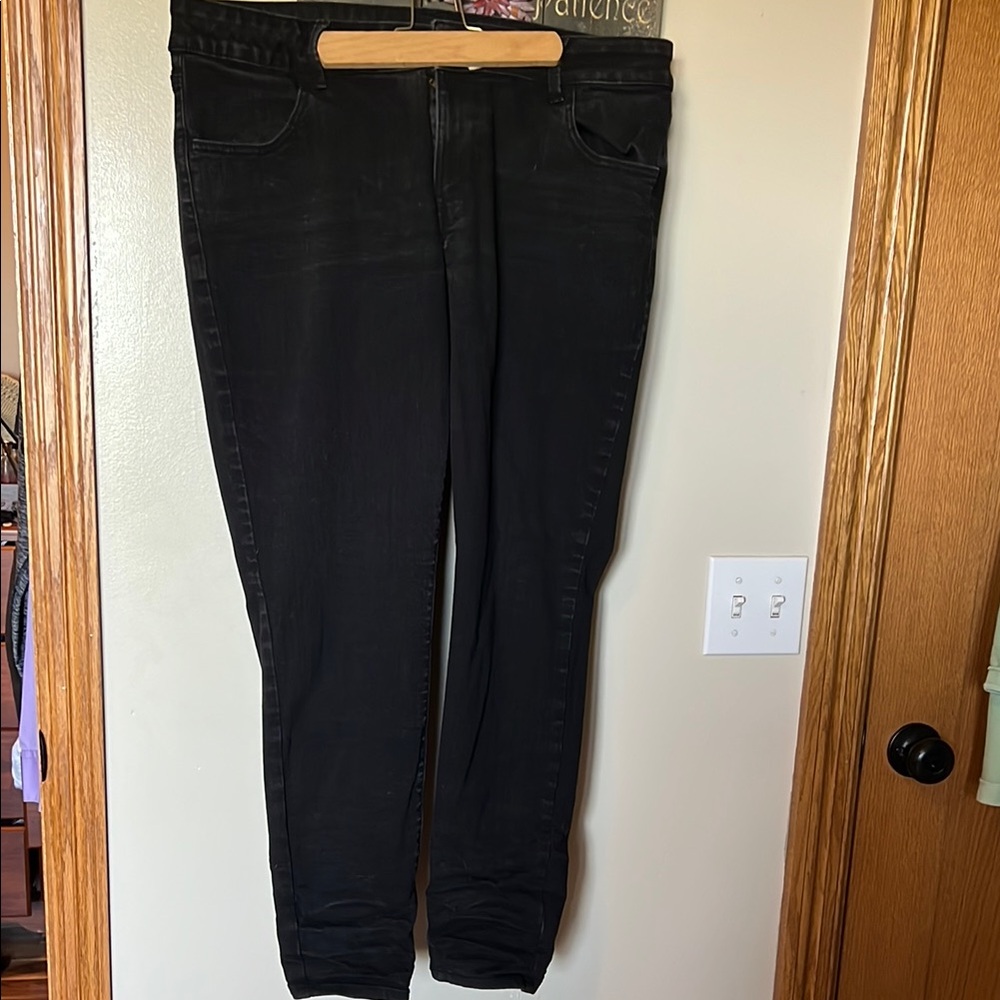 Maurices Women's Dark Black Skinny Jeans Worn Once
